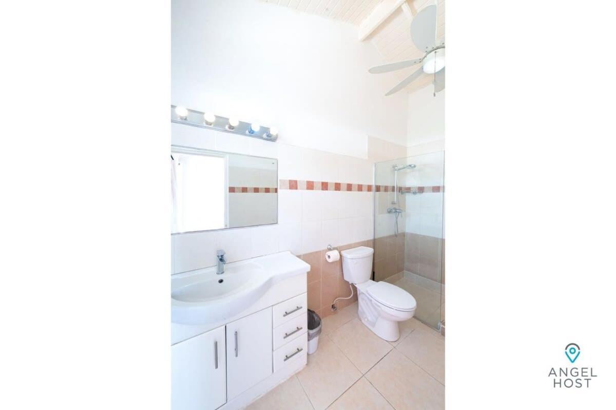 Beachy Cottage I Kitchen I Wi-Fi I Shaded Cabana I Parking サンフィリップ エクステリア 写真